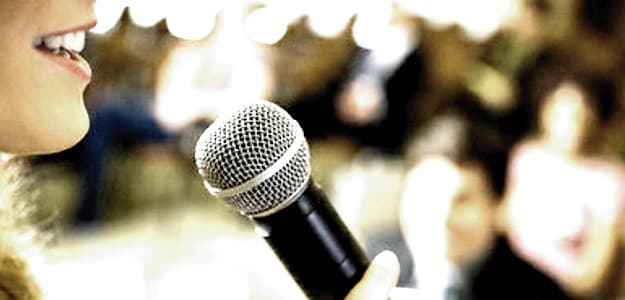 Presupuneri nefondate despre vorbitul în public