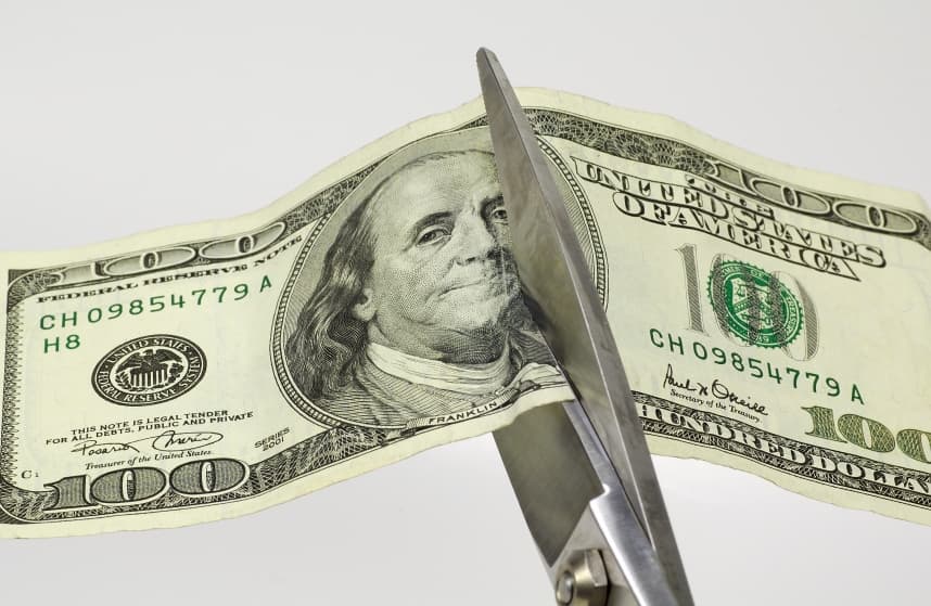 Salariul – reţineri şi neplată. Ce trebuie să ştim dacă ne aflăm în aceste situaţii?