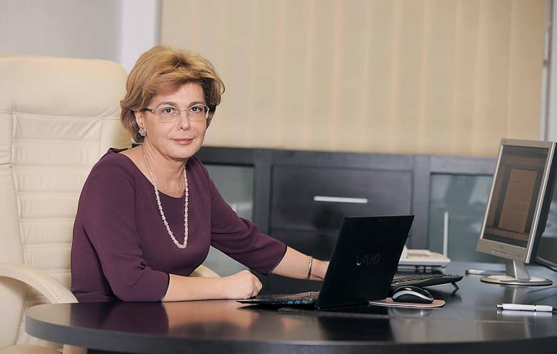 Mă bucur în fiecare zi de ceea ce fac - Lavinia Raşcă