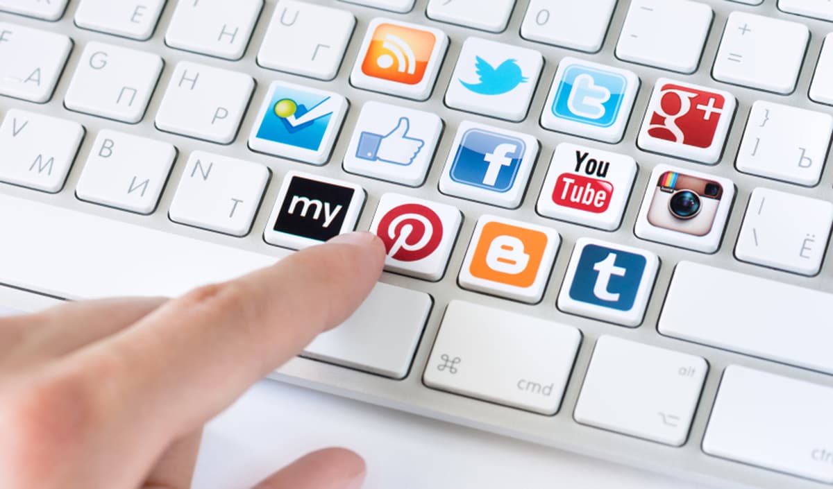 Reţelele de socializare: Arta recrutării prin intermediul site-urilor sociale/de socializare