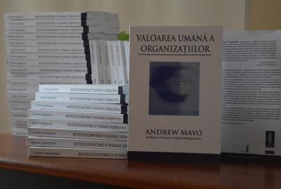 Andrew Mayo, "Valoarea umană a organizației"