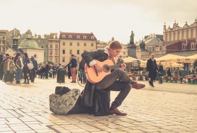 Top (deschis) al melodiilor inspirațional- motivaționale