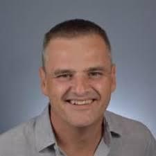 Gareth Jones: Recrutarea, "vara săracă" a organizației